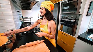 Hot lesbian Latinas cooking - Part 2