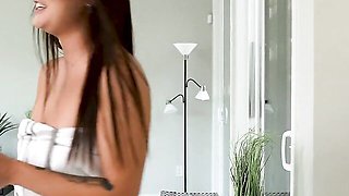Perv Mom featuring Jade Luv's asian action