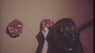 Jennifer Jordan & Linda Lovemore in The Bite Clip
