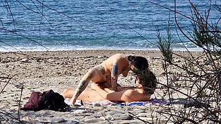 Beach Sex - hot and passionate - Squirting: 7.40, 13.25 💦 Video shot with my new telephoto lens 📷