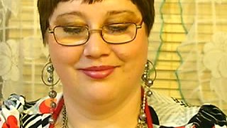 Mature fatty aunty does kinky webcam session