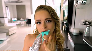 Wedding night virgin pussy Alexa Flexy is all yours