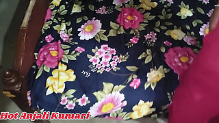 Indian Desi Anal Trying Sex Video HD After Fucking the Pussy of the Younger Stepsister, I Started Trying in Her Ass