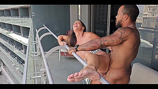 Sexy Mature Cougar Mallory Enjoys a Balcony BBC