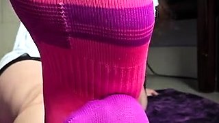 Young amateur teen in solo masturbation getting kinky