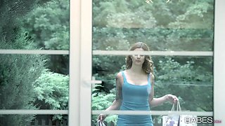 Coco De Mal's Czech Family Peek in a Steamy Encounter