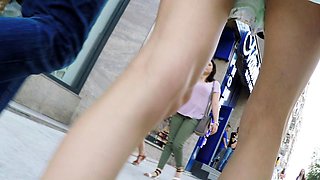 Street voyeur finds a slender babe with sexy long legs
