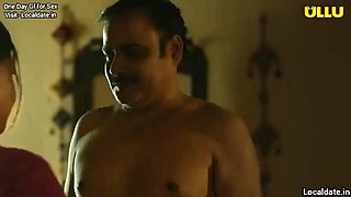 Bhabhi getting her boobs massaged
