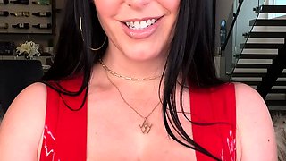 Love Chat Big Boobs Brunette Masturbating For Cam