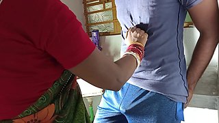 Indian Maid Cooking Chicken In Kitchen Gets Fucked By House boss's Son xlx
