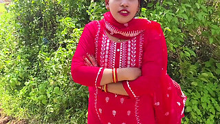 Beautiful Bengali Girl Boobs Show in Outdoor with Her Boyfriend