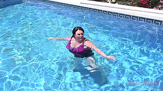 Auntjudys - Busty Redhead MILF Jojo Robinson Goes Skinny Dipping in the Pool