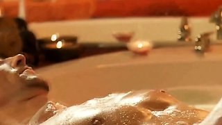 A Unique And Turkish Massage Of A Woman