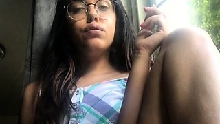Great Amateur Video Of Hot amateur brunette masturbates