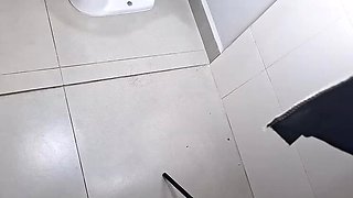 Stepsister Peeing in Bathroom with Me - Amateur Redhead Squirting