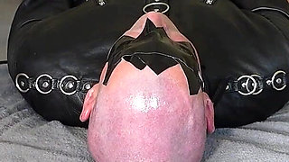 Using Zero's Freshly Shaved Head