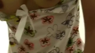 Sexy amateur Filipina gives POV handjob