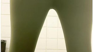 Rear View Pissing Pussy Compilation From Her November 2024 Pissing Videos
