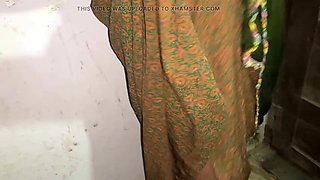 Desi Village Girl Ritu Pelted By Cousin Uncle - Hardcore Indian Step Sister Fucking in 4K