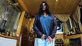 Cameltoe MILF Dances, Teases & Pees in Her Jeans - Wet Fetish Fantasy 335