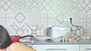Spanish Babe Fuck in the Kitchen