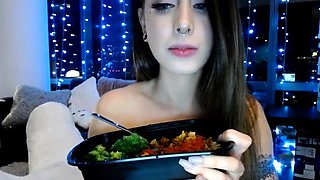 Petite small tit babe with perfect pussy masturbates