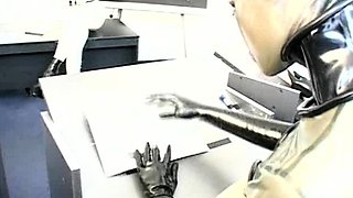 FakeAgent Horny Big boobs amateur tricked into sex in Office