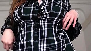 Close up BJ cumshot