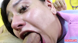 Sucking Hot Before Sitting Down