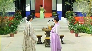 Chinese hot and kinky babe got her butthole fucked while taking bath