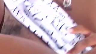 First Time Cute Amateur Ebony W Big Booty Does Her First Porn Solo Video