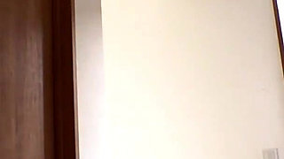 Hitomi Mochizuki - Strict Boss Skips Work and Begs for It! Deflowering a Hot & Cold Girl