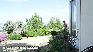 REALITY KINGS - Beautiful Babes Hailey Rose And Rissa May Suck All Up On Max's Cock Until His Eyes Roll Back