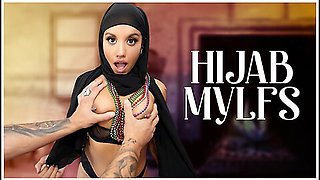 Victor Ray And Nina White - Hijab Stepmom Is Not Too Wild, So Showing Stepson Forbidden Parts Of Her Body Feels Crazy Taboo