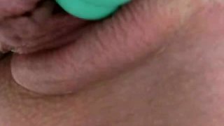 Blonde pregnant babe playing her pussy using vibrator