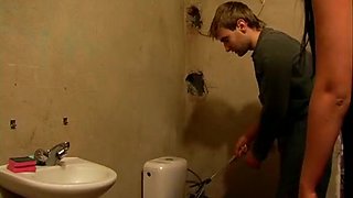 Cleaner punishes bimbo in pantyhose