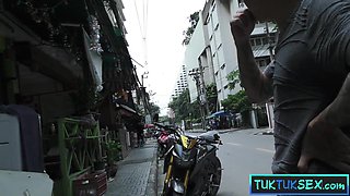 Thai street hooker picked up for sex