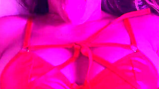 Red Latex Ignore Cum Cleanup with Latina Mianins