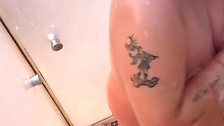 Big Belly BBW Shower Time Fun: Saggy Tits, Amazing Big Booty & Wet Curvy Body